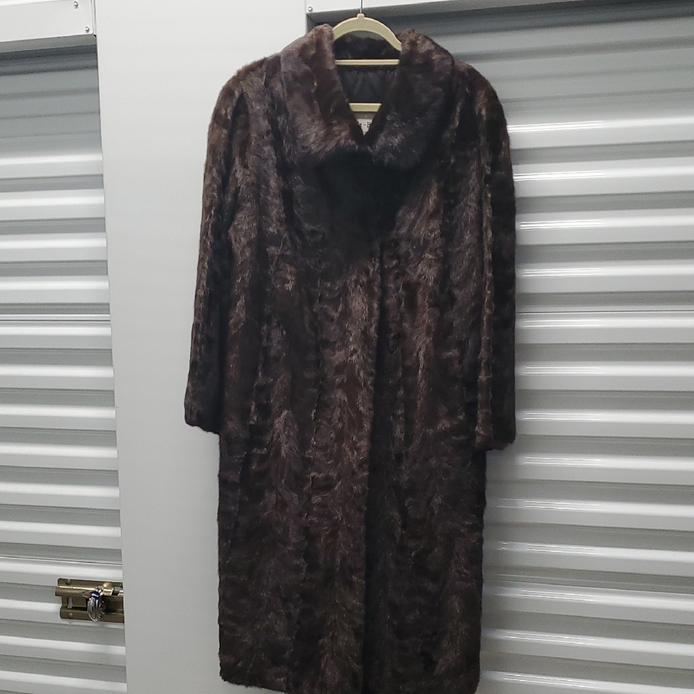 Nwot Unworn Pelz-Bock Chic Dark Brown Fur Coat